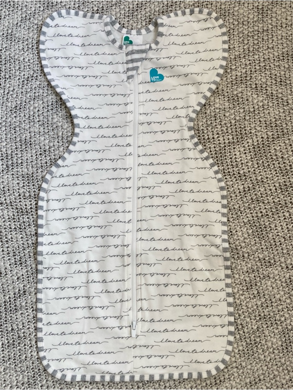 Love To Dream Swaddle Up - Gray Signature Print - Newborn (5-8.5 lbs) 1.0 TOG
